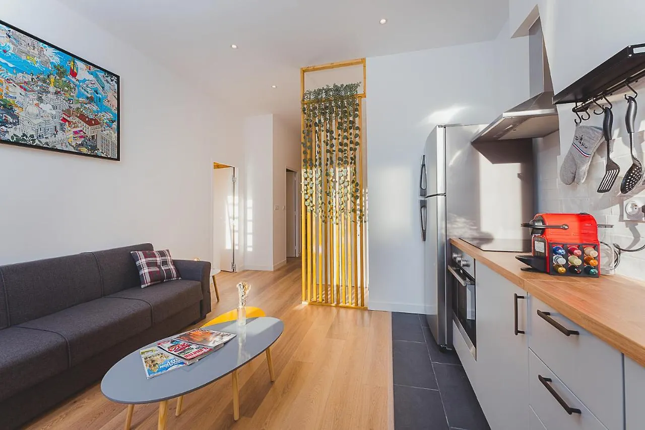 Magnifique T5 - Gare St Charles - 4 A 10 Personnes Apartment Marseille France