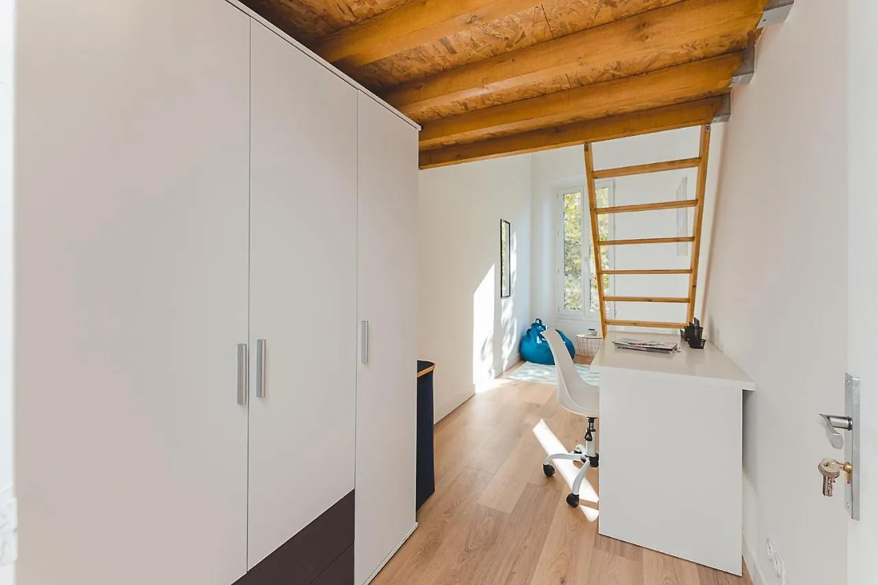Magnifique T5 - Gare St Charles - 4 A 10 Personnes Apartment Marseille
