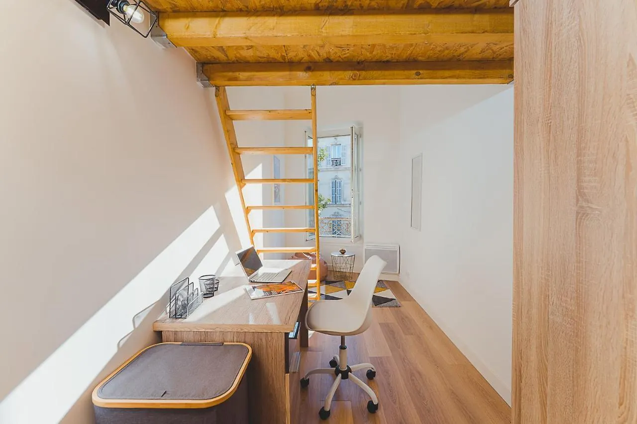 Magnifique T5 - Gare St Charles - 4 A 10 Personnes Apartment Marseille France