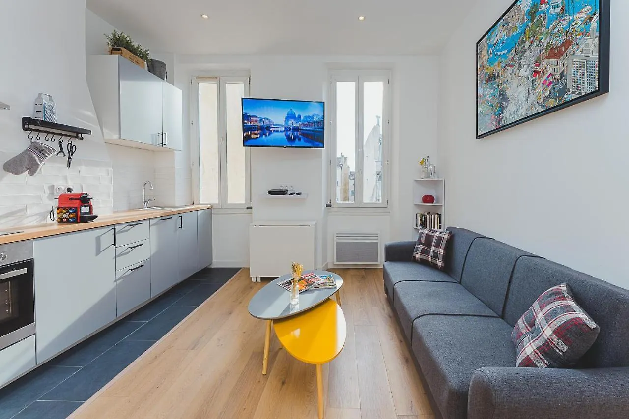 Magnifique T5 - Gare St Charles - 4 A 10 Personnes Apartment Marseille 0*,  France