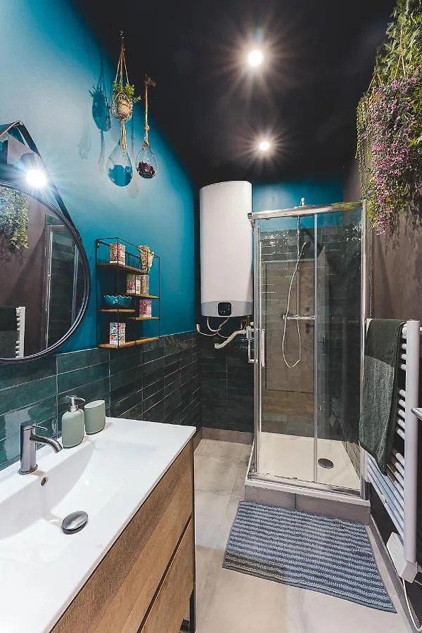 Magnifique T5 - Gare St Charles - 4 A 10 Personnes Apartment Marseille France